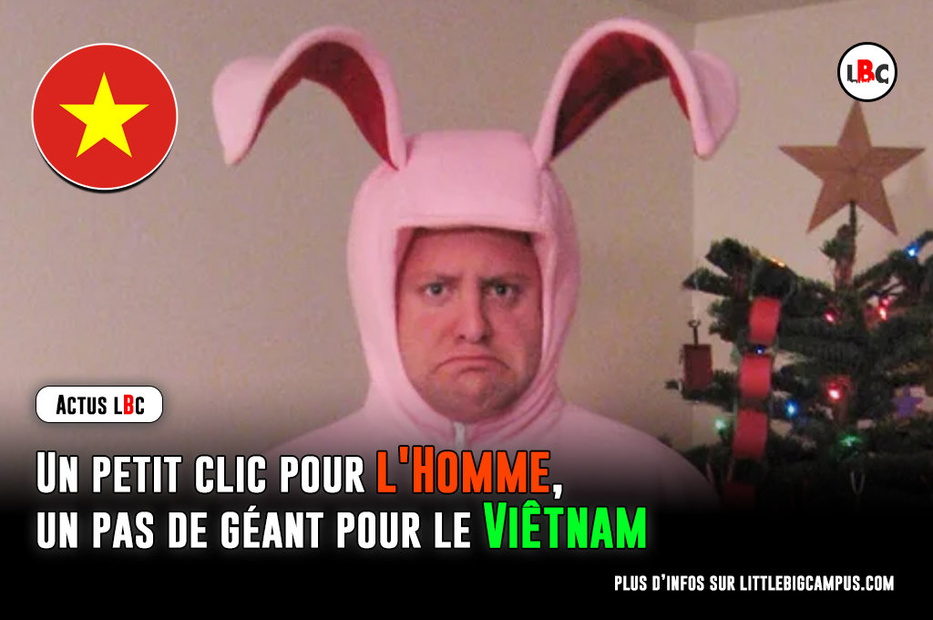 Homme déguisé en lapin mécontent avec drapeau du Vietnam - Colère contre les publicités YouTube