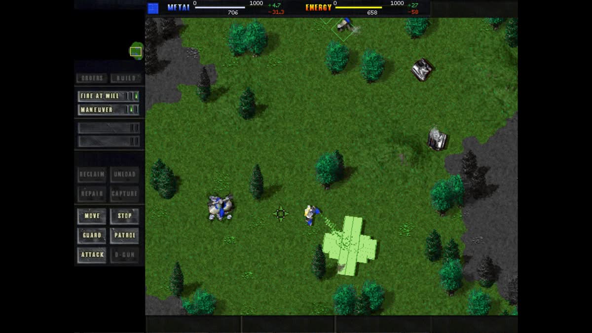 Le Commandeur mecha construit un bâtiment dans Total Annihilation