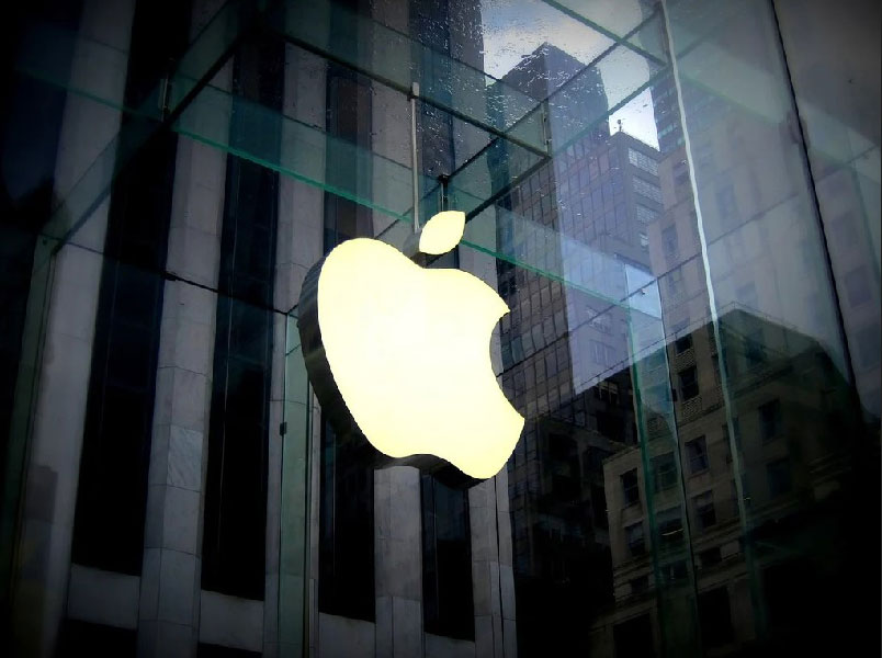 Logo Apple sur fond sombre